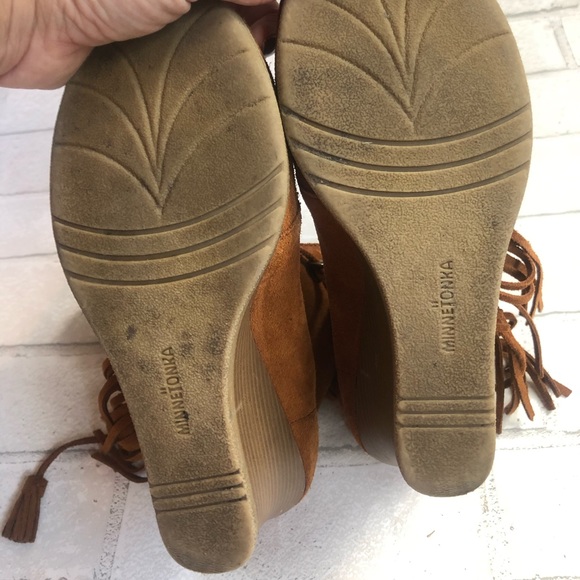 Minnetonka Wedge fringe booties - Picture 16 of 16
